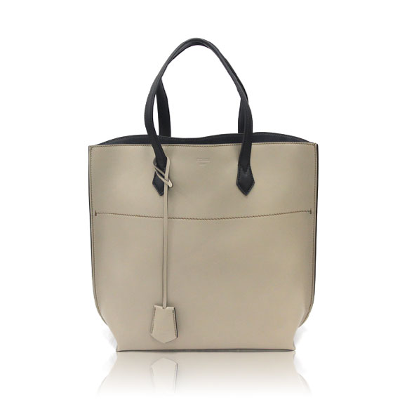 FENDI オールイン 29 x35 x14cm(幅 x 高さ x マチ) FENDI オールイン 29 x35 x14cm(幅 x 高さ x マチ)