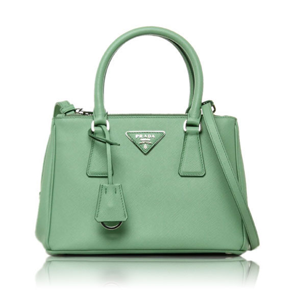 PRADA ガレリア 23&nbsp;x17&nbsp;x12cm(幅&nbsp;x 高さ&nbsp;x マチ)