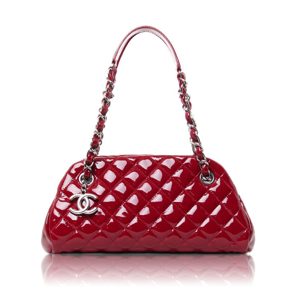 CHANEL マドモアゼルバッグ 26 x14 x12cm(幅 x 高さ x マチ) CHANEL マドモアゼルバッグ 26 x14 x12cm(幅 x 高さ x マチ)