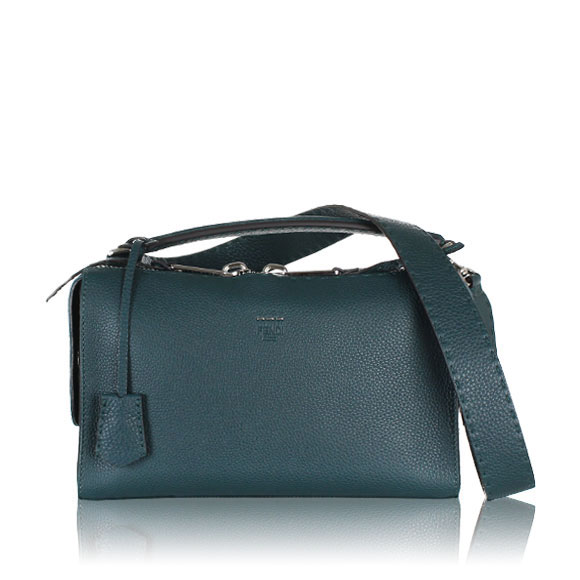 FENDI セレリアレイ 30&nbsp;x18&nbsp;x14cm(幅&nbsp;x 高さ&nbsp;x マチ)