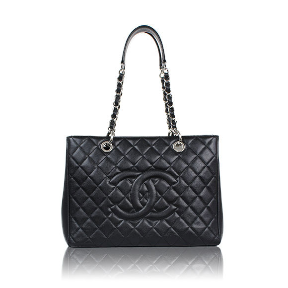 CHANEL チェーントートバッグ 33 x24 x13cm(幅 x 高さ x マチ) CHANEL チェーントートバッグ 33 x24 x13cm(幅 x 高さ x マチ)
