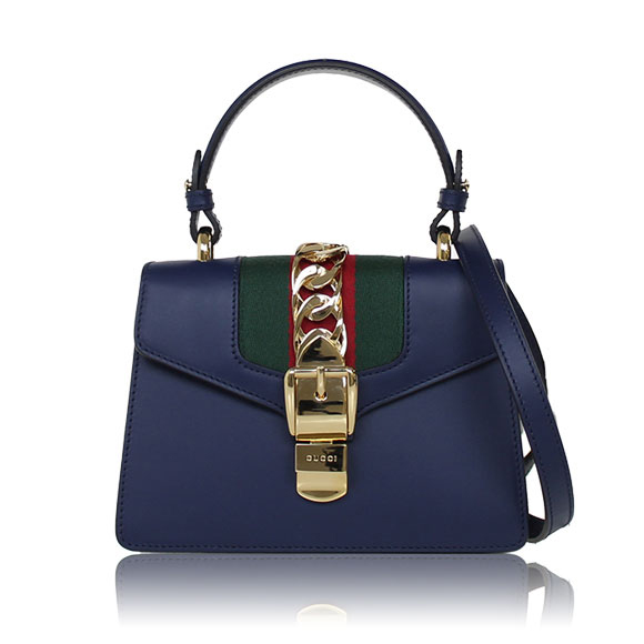 GUCCI シルヴィ 20&nbsp;x13&nbsp;x7cm(幅&nbsp;x 高さ&nbsp;x マチ)
