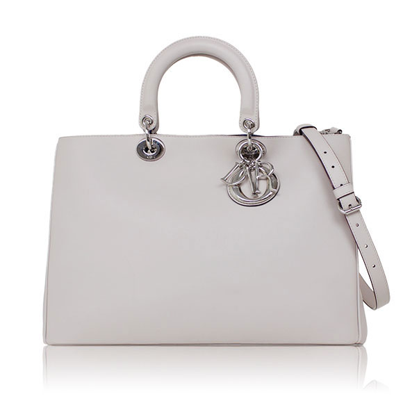 Dior ディオリッシモ 37&nbsp;x26&nbsp;x12cm(幅&nbsp;x 高さ&nbsp;x マチ)