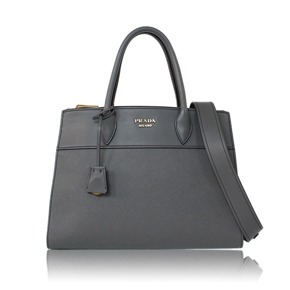 PRADA サフィアーノ 33&nbsp;x24&nbsp;x14cm(幅&nbsp;x 高さ&nbsp;x マチ)
