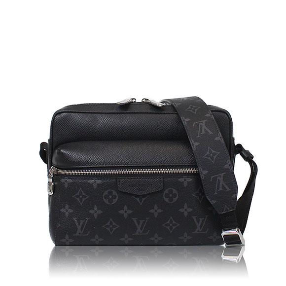 LOUIS VUITTON アウトドアメッセンジャーPM 26&nbsp;x20&nbsp;x9cm(幅&nbsp;x 高さ&nbsp;x マチ)