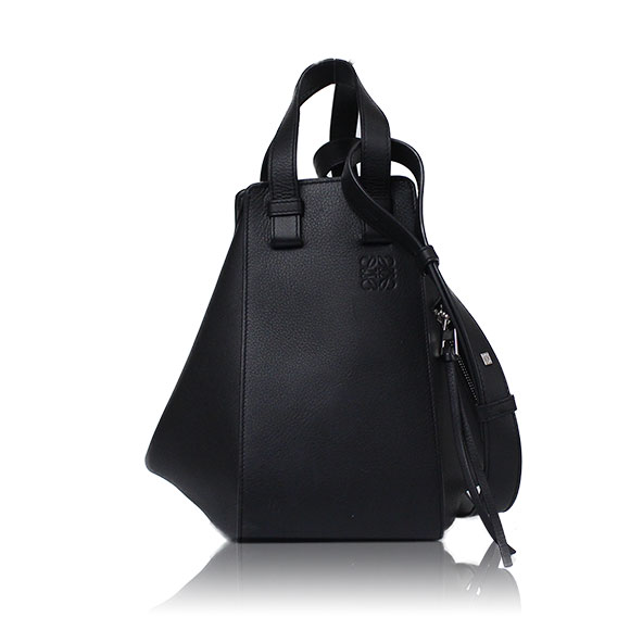 LOEWE ハンモックスモール 27 x23 x13cm(幅 x 高さ x マチ) LOEWE ハンモックスモール 27 x23 x13cm(幅 x 高さ x マチ)