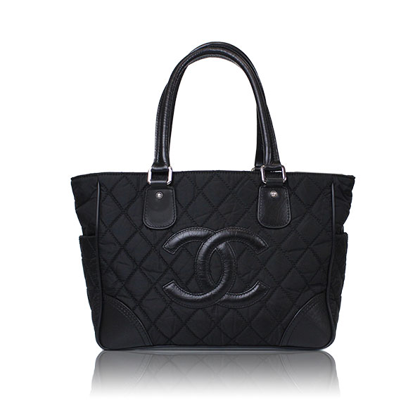CHANEL トートバッグ 33 x25 x14cm(幅 x 高さ x マチ) CHANEL トートバッグ 33 x25 x14cm(幅 x 高さ x マチ)