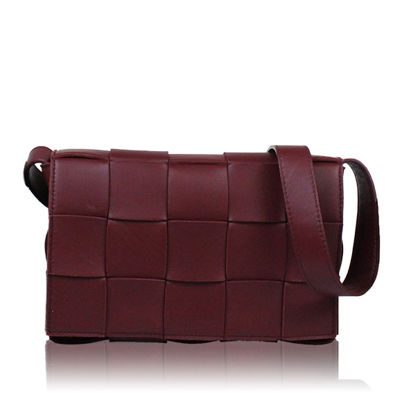 BOTTEGA VENETA カセット 22 x14 x5cm(幅 x 高さ x マチ) BOTTEGA VENETA カセット 22 x14 x5cm(幅 x 高さ x マチ)