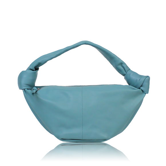 BOTTEGA VENETA ダブルノット 29 x13 x15cm(幅 x 高さ x マチ)) BOTTEGA VENETA ダブルノット 29 x13 x15cm(幅 x 高さ x マチ))