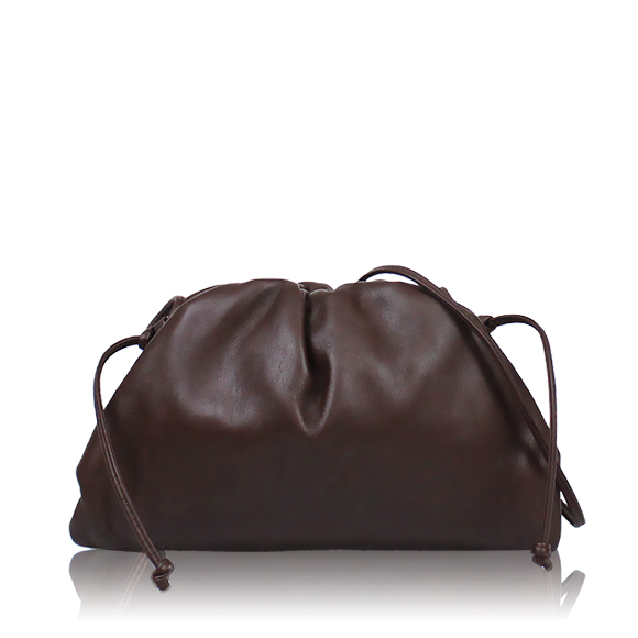 BOTTEGA VENETA ミニザポーチ 22 x12 x5cm(幅 x 高さ x マチ) BOTTEGA VENETA ミニザポーチ 22 x12 x5cm(幅 x 高さ x マチ)