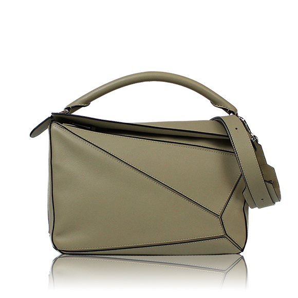 LOEWE パズルバッグ 28&nbsp;x18&nbsp;x12cm(幅&nbsp;x 高さ&nbsp;x マチ)