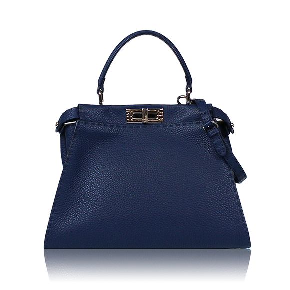 FENDI ピーカブー 34 x24 x12cm(幅 x 高さ x マチ) FENDI ピーカブー 34 x24 x12cm(幅 x 高さ x マチ)