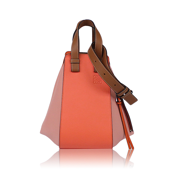 LOEWE ハンモックスモール 26&nbsp;x24&nbsp;x13cm(幅&nbsp;x 高さ&nbsp;x マチ)