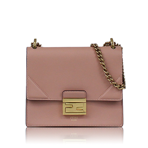 FENDI キャンユースモール 19 x12 x8cm(幅 x 高さ x マチ) FENDI キャンユースモール 19 x12 x8cm(幅 x 高さ x マチ)