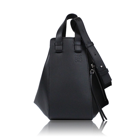LOEWE ハンモックスモール 24 x25 x14cm(幅 x 高さ x マチ) LOEWE ハンモックスモール 24 x25 x14cm(幅 x 高さ x マチ)