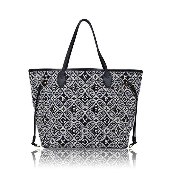 LOUIS VUITTON ネヴァーフルMM 32 x28 x16cm(幅 x 高さ x マチ) LOUIS VUITTON ネヴァーフルMM 32 x28 x16cm(幅 x 高さ x マチ)