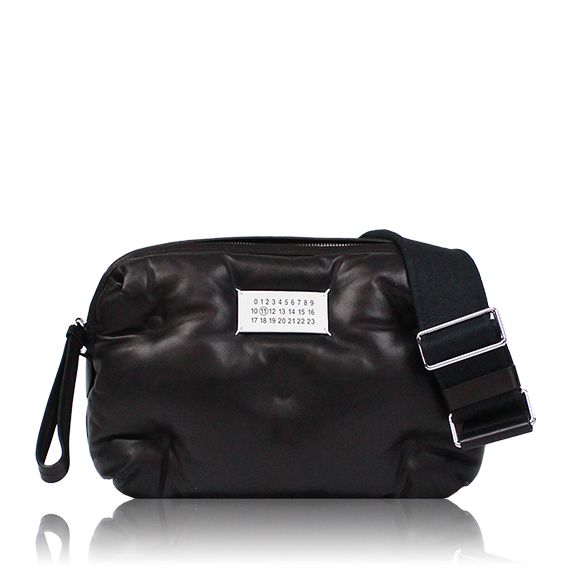 Maison Margiela グラムスラム 25 x17 x9cm(幅 x 高さ x マチ) Maison Margiela グラムスラム 25 x17 x9cm(幅 x 高さ x マチ)