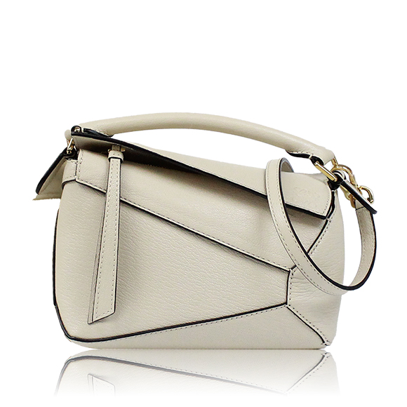 LOEWE パズルエッジバッグミニ 17&nbsp;x12&nbsp;x7cm(幅&nbsp;x 高さ&nbsp;x マチ)