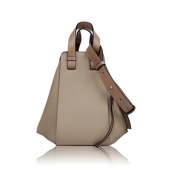 LOEWE ハンモックスモール 26&nbsp;x25&nbsp;x14cm(幅&nbsp;x 高さ&nbsp;x マチ)