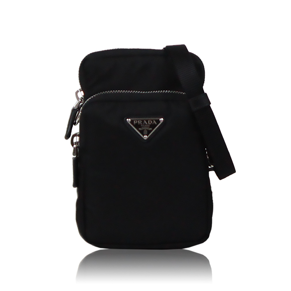 PRADA スマートフォンケース 10&nbsp;x17&nbsp;x2cm(幅&nbsp;x 高さ&nbsp;x マチ)
