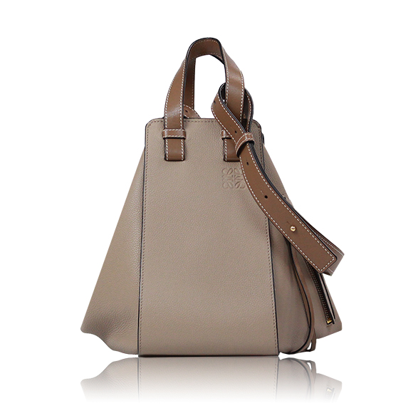 LOEWE ハンモックスモール 26&nbsp;x23&nbsp;x14cm(幅&nbsp;x 高さ&nbsp;x マチ)