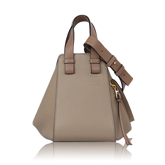 LOEWE ハンモックコンパクト 20 x20 x14cm(幅 x 高さ x マチ) LOEWE ハンモックコンパクト 20 x20 x14cm(幅 x 高さ x マチ)