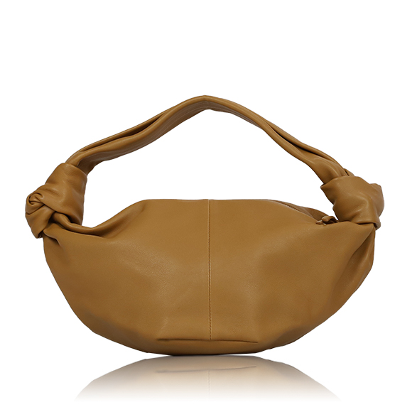 BOTTEGA VENETA ダブルノット 29 x13 x15cm(幅 x 高さ x マチ) BOTTEGA VENETA ダブルノット 29 x13 x15cm(幅 x 高さ x マチ)