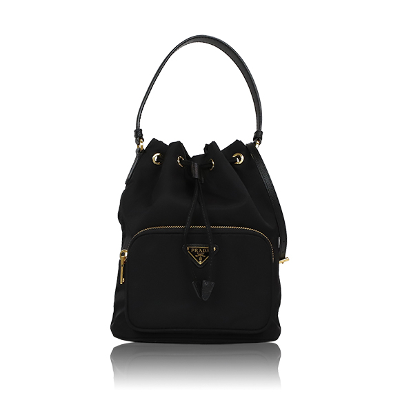 PRADA 2WAYバッグ 17 x22 x11cm(幅 x 高さ x マチ) PRADA 2WAYバッグ 17 x22 x11cm(幅 x 高さ x マチ)
