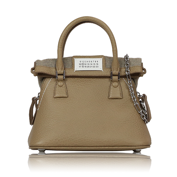 Maison Margiela 5ACマイクロ 22 x15 x10cm(幅 x 高さ x マチ) Maison Margiela 5ACマイクロ 22 x15 x10cm(幅 x 高さ x マチ)