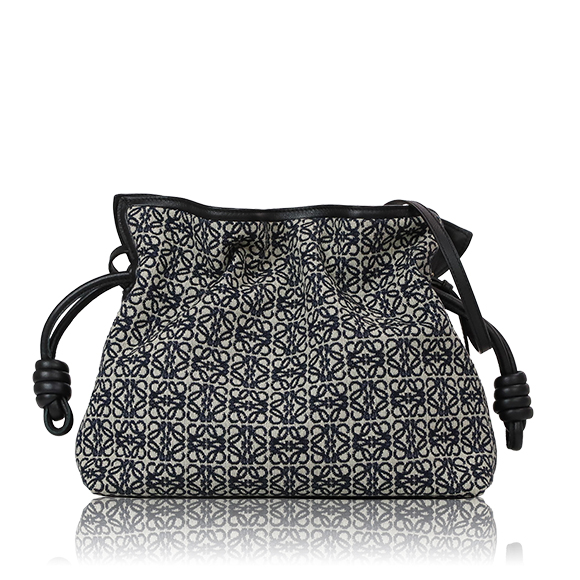 LOEWE フラメンコクラッチ 30 x24 x9cm(幅 x 高さ x マチ) LOEWE フラメンコクラッチ 30 x24 x9cm(幅 x 高さ x マチ)