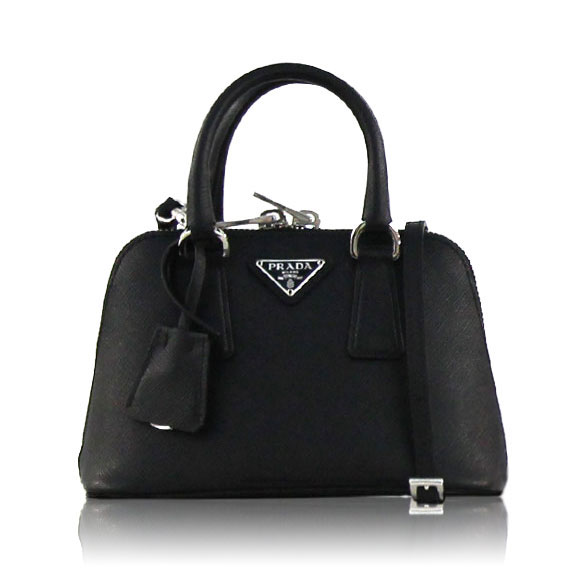 PRADA サフィアーノ 18&nbsp;x12&nbsp;x7cm(幅&nbsp;x 高さ&nbsp;x マチ)