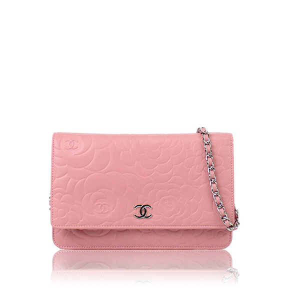 CHANEL カメリアチェーンウォレット 19&nbsp;x12&nbsp;x3cm(幅&nbsp;x 高さ&nbsp;x マチ)